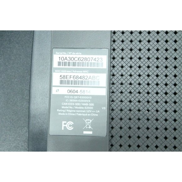 Linksys N600 E2500 WI-FI Dual Band Router - Picture 9 of 10